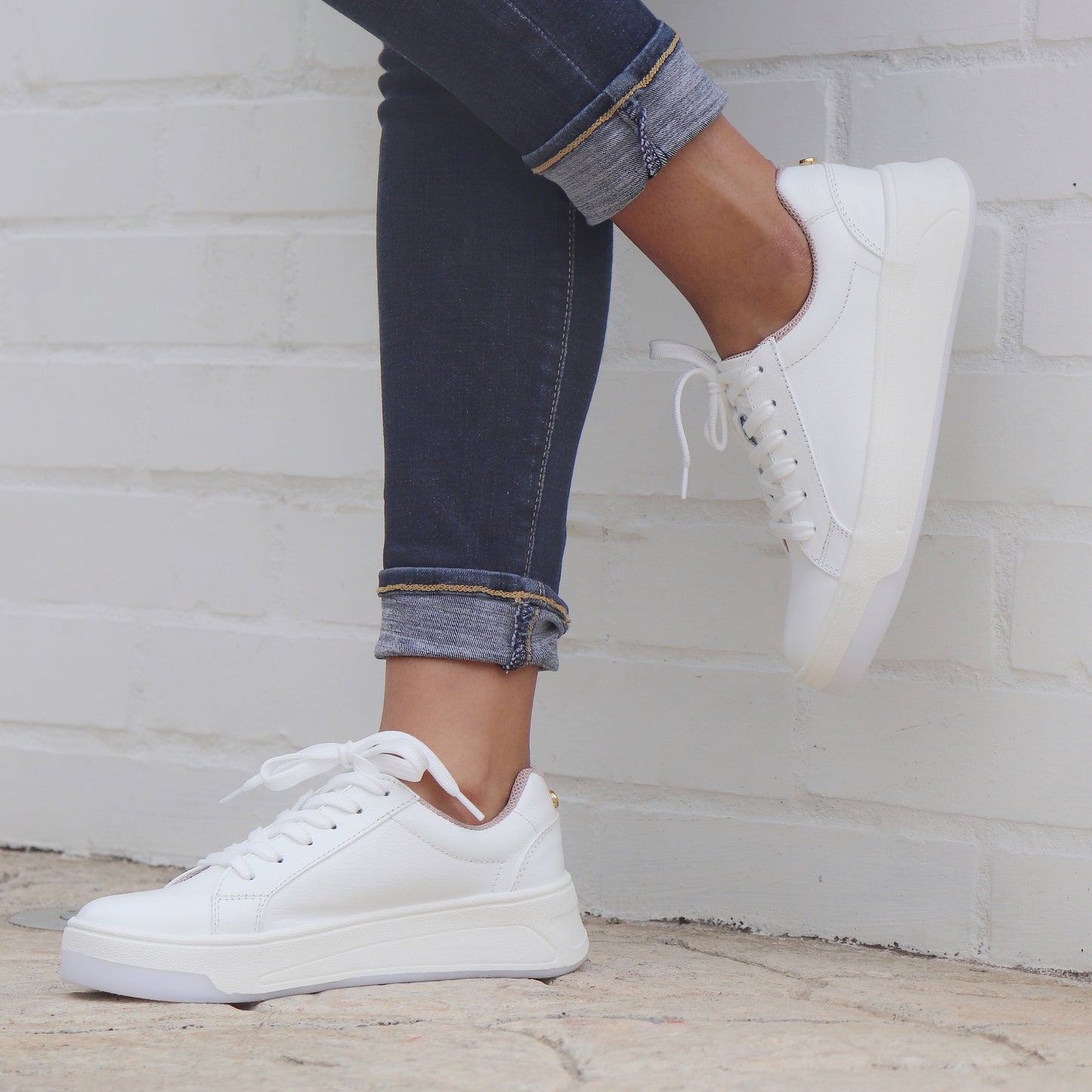 Tenis Classic Blancos